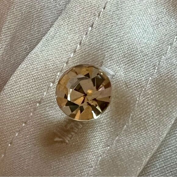 Harold's Silk Ivory Jewel Diamond Button Hem Dressy Cocktail Party Blouse S - Picture 9 of 11